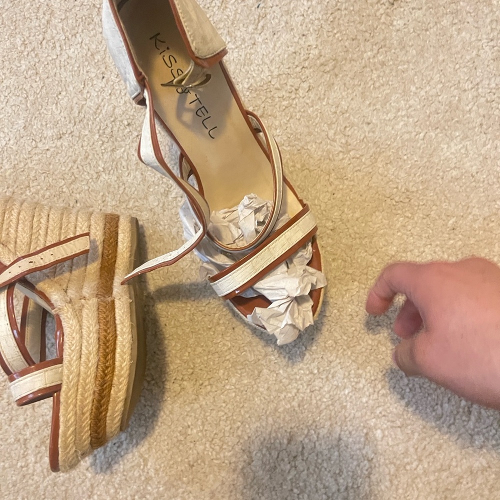 Kiss & Tell Stylish Cream and Brown Wedge Sandals - Picture 6 of 9